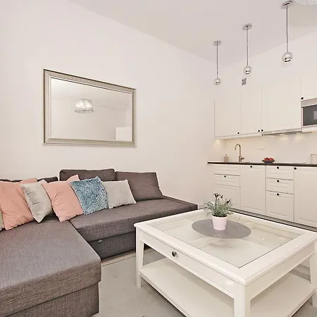 Apartament Kameralny Długa 50